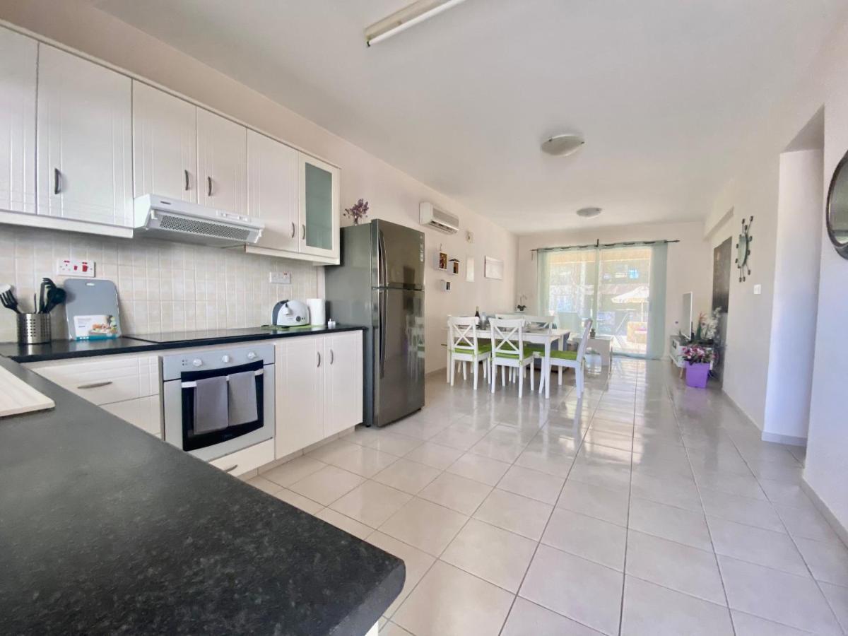 Royal Seacrest F G5 Ground Floor Apartment Paphos Eksteriør billede