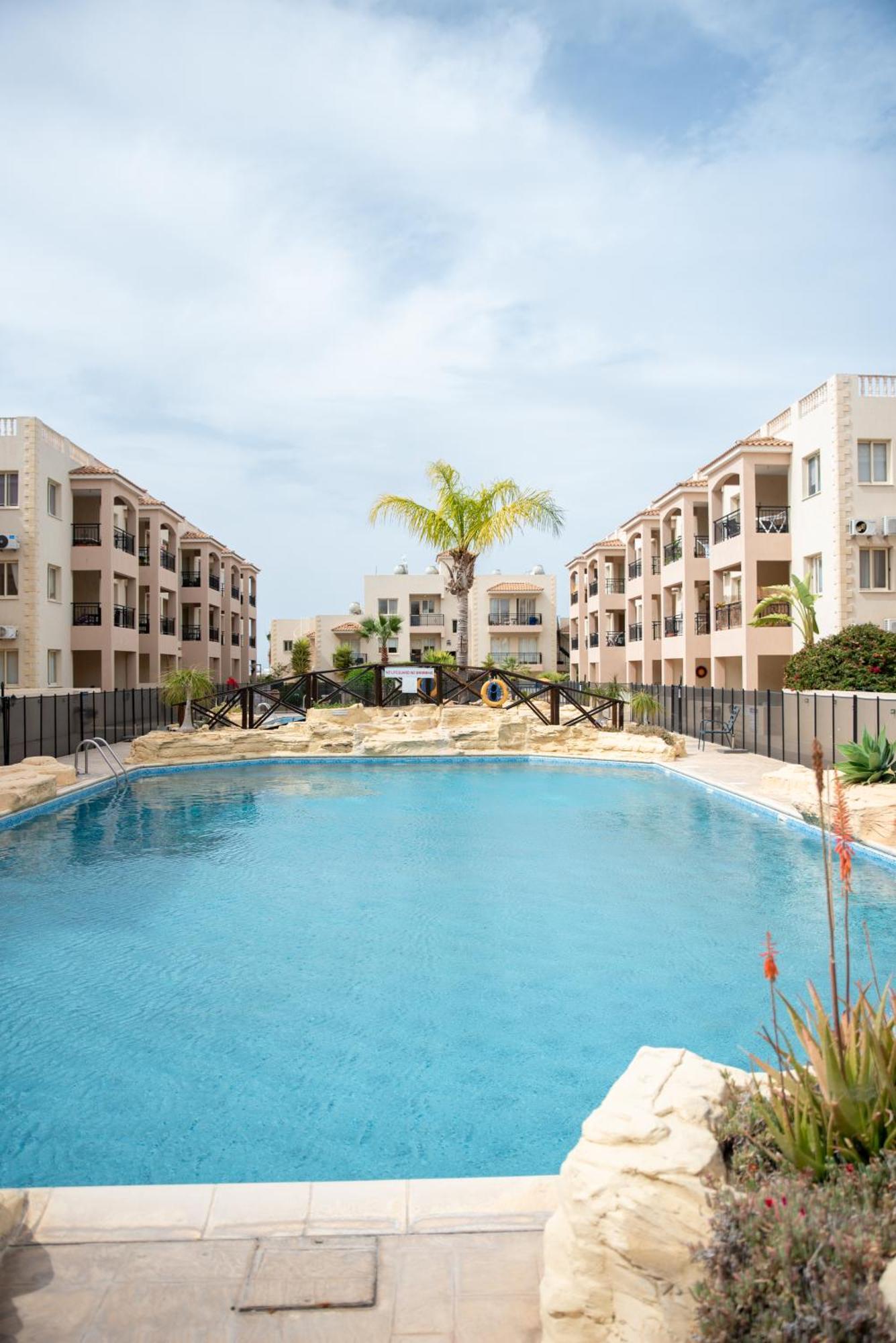 Royal Seacrest F G5 Ground Floor Apartment Paphos Eksteriør billede